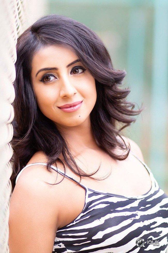 Sanjjanaa